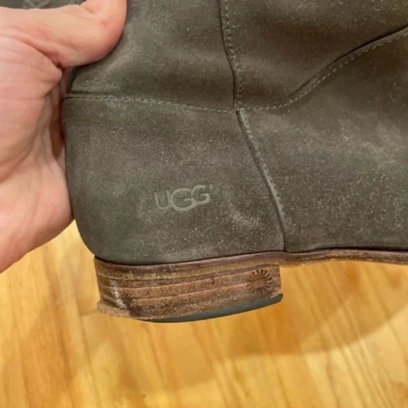 Ugg gray leather Caitlyn boots - Picture 10 of 14
